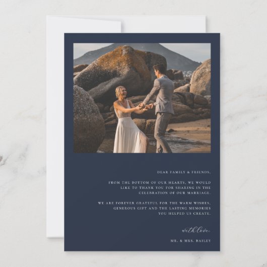 Carte De Remerciements Vins intemporels Monogram Crest Photo Mariage (Dos)