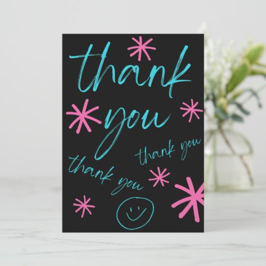 CARTE DE REMERCIEMENTS VISAGE SOURIANT (Debout devant)