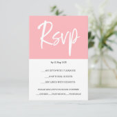 Carte de réponse Blush rose moderne RSVP (Debout devant)