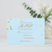 Carte de réponse de invitation avec confettis bleu (Debout devant)