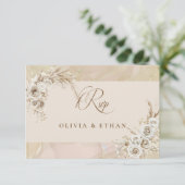 Carte de réponse de mariage à l'arche florale blan (Debout devant)