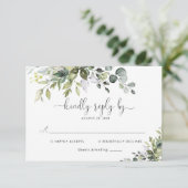 Carte de réponse de mariage au eucalyptus (Debout devant)