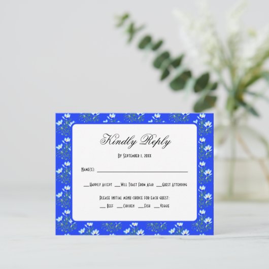 Carte de réponse de mariage Blue Crocus (Debout devant)