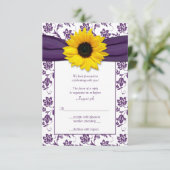 Carte de réponse de mariage en damassé floral blan (Debout devant)