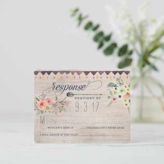 Carte de réponse de mariage floral Boho Chic (Debout devant)