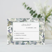 Carte de réponse de mariage florale bleue blanche (Debout devant)