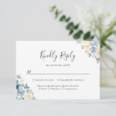 Carte de réponse de mariage florale bleue vanille (Debout devant)