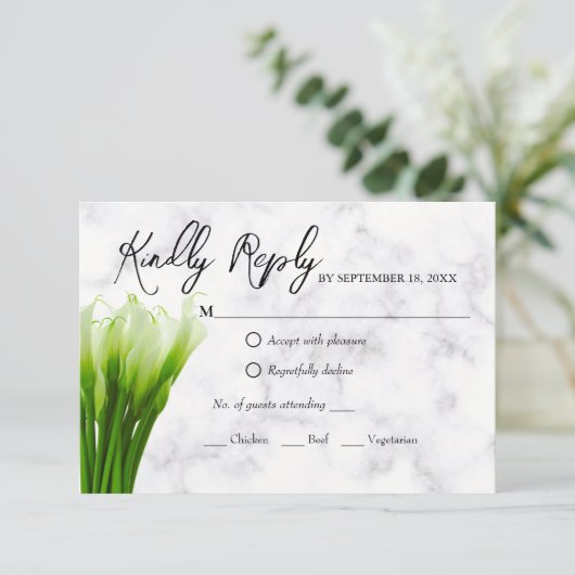 Carte de réponse de mariage florale Lily d'Arum bl (Debout devant)