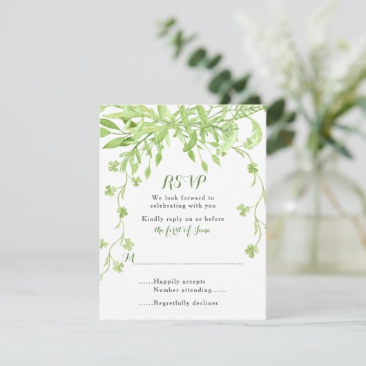 Carte de réponse de mariage florale Trèfle de verd (Debout devant)