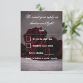 Carte de réponse de mariage gothique | Romantique (Debout devant)