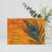 Carte de réponse de mariage orange avec plume de p (Debout devant)