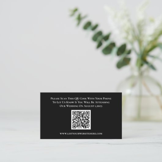 Carte de réponse du code QR du mariage noir blanc  (Debout devant)