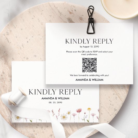 Carte de réponse florale élégante pour mariages