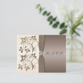 Carte de réponse florale ivoire et Mocha avec ruba (Debout devant)