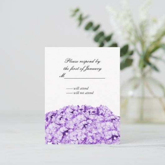 Carte de réponse florale monochromatique violette (Debout devant)
