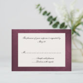 Carte de réponse Maroon Mariage damassé (Debout devant)