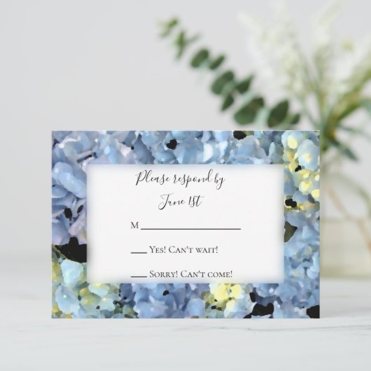 Carte de réponse RSVP Blue Hydrangea Wedding (Debout devant)