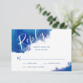 Carte de réponse RSVP de mariage Sapphire Tide (Debout devant)