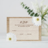 Carte de réponse RSVP de mariage White Daisy Burla (Debout devant)