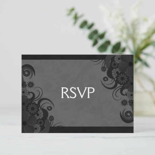 Carte de réponse RSVP gothique florale noire et gr (Debout devant)