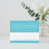 CARTE DE RÉPONSE RSVP moderne type bleu turquoise (Debout devant)