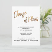 Carte de report de mariage Changement de plans Or (Debout devant)