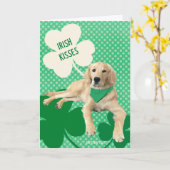 Carte de Saint-Patrick aux baisers irlandais dorés (Fleur jaune)