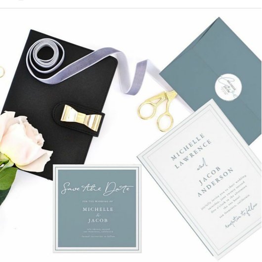 Carte de sauvegarde de date carrée pastel aérée |