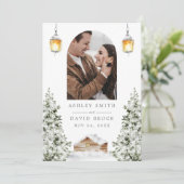 Carte de sauvegarde de date de mariage de cabane r (Debout devant)