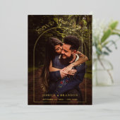 Carte de Save the Date Typographie Moderne Or Arch (Debout devant)