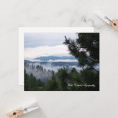 Carte de sympathie Misty Mountain Bible Verse (Devant/Arrière en situation)