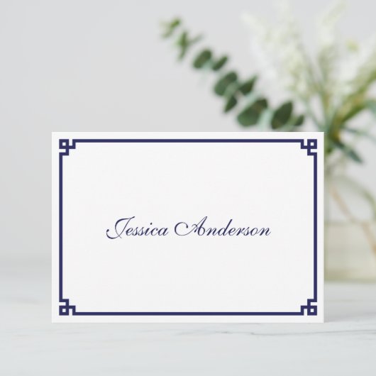 Carte de table de mariage à bordure grecque bleu m (Debout devant)