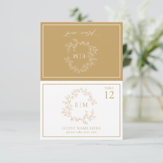 Carte de table de mariage à monogramme à couronne (Debout devant)