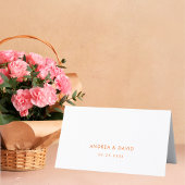 Carte de table de mariage avec nom d'invité floral