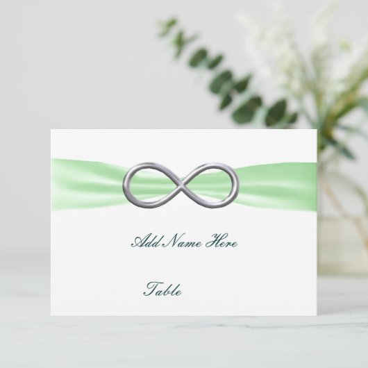 Carte de table de mariage Green Infinity (Debout devant)