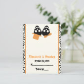 Carte de table de mariage Halloween crânes élégant (Debout devant)