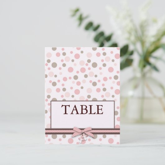 Carte de table fille (Debout devant)