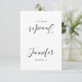 Carte de table minimaliste pour invité (Debout devant)