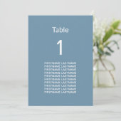 Carte de table moderne Dusty Blue Guest Names (Debout devant)