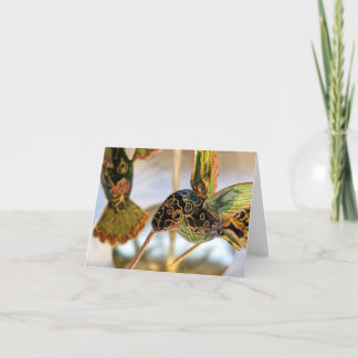 Carte de vacances de l'ornement des colibris