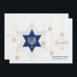 Carte de vacances de voeux Hanoukka<br><div class="desc">Une élégante carte de voeux Hanoukka avec une étoile de David et Menorah. (Photo pikisuperstar de Freepik.com). La carte est facile à customiser avec votre libellé, police et couleur de police. Pas exactement ce que vous cherchez ? Tous nos produits peuvent être conçus sur mesure pour répondre à vos besoins...</div>