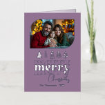 Carte De Vacances En Aluminium Romantique Luxe Main tirée Joyeux Noël Photo<br><div class="desc">Envoyez une joie festive avec cette vraie carte photo de Noël en papier peint avec un dessin fantaisiste "Joyeux Noël" dessiné à la main. L'élégant papier métallique brille contre un arrière - plan audacieux, associé à vos photos de vacances préférées pour un look moderne et cosy. Une façon élégante de...</div>