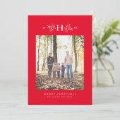 Carte de vacances photo rouge avec monogramme rust (Debout devant)