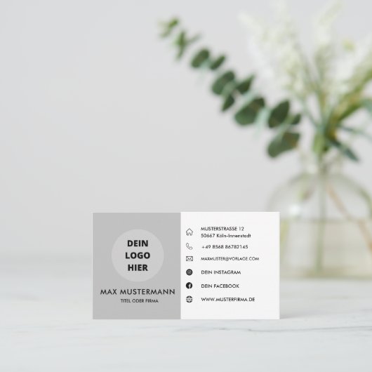 Carte de visite (Debout devant)