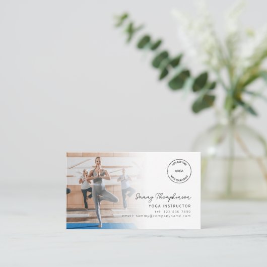 Carte De Visite 2 Photos Logo QR Code Yoga Instructor (Debout devant)