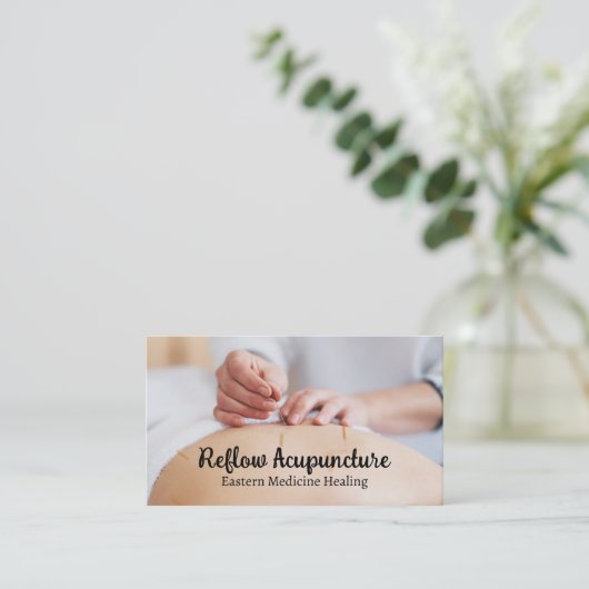 Carte De Visite Acupuncturist Working on Client (Debout devant)