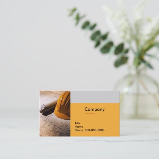 Carte de visite architecte (Debout devant)