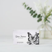Carte De Visite Artiste de tatouage à papillon noir et blanc vinta (Debout devant)