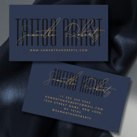 Artiste de tatouage écriture typographique moderne