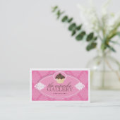 Carte de visite assez rose de petit gâteau (Debout devant)